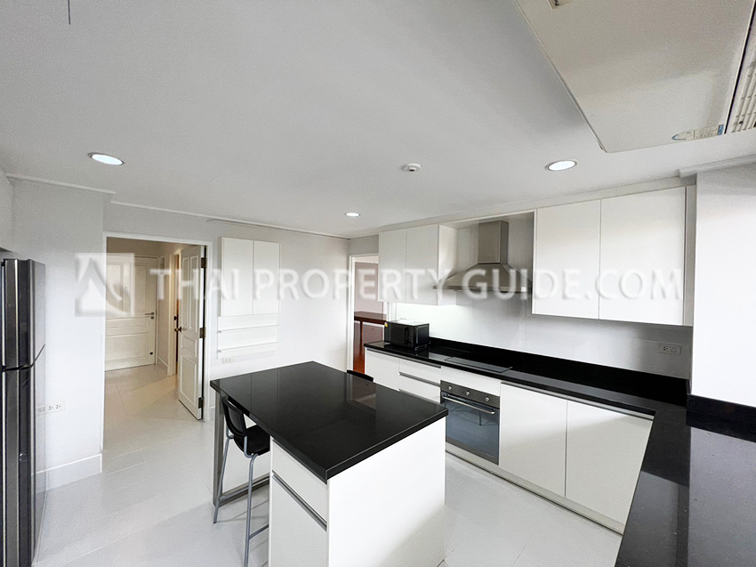 Apartment in Sathorn 