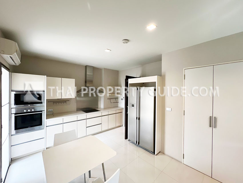 Apartment in Sathorn 