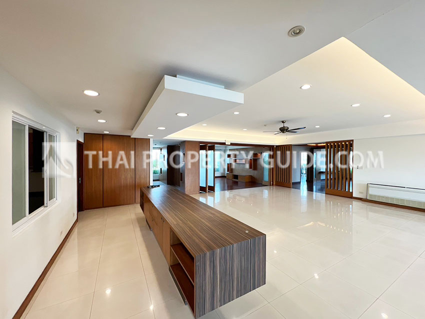 Apartment in Sathorn