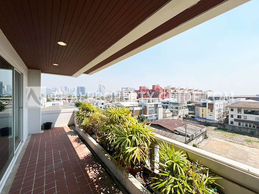 Apartment in Sathorn 