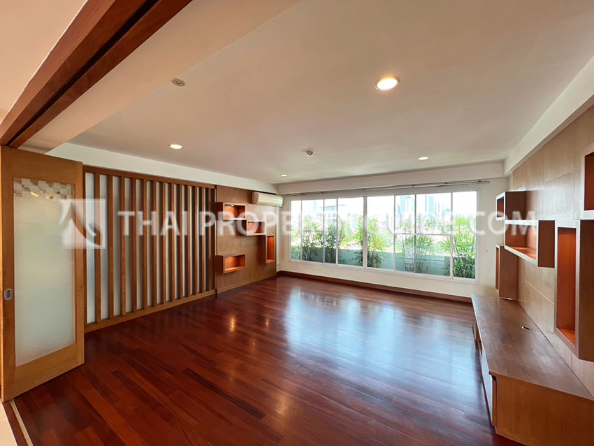 Apartment in Sathorn 