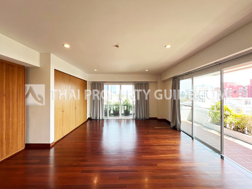 Apartment in Sathorn 