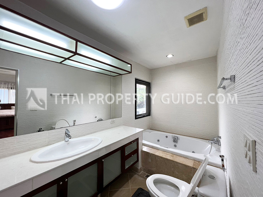 Apartment in Sathorn 