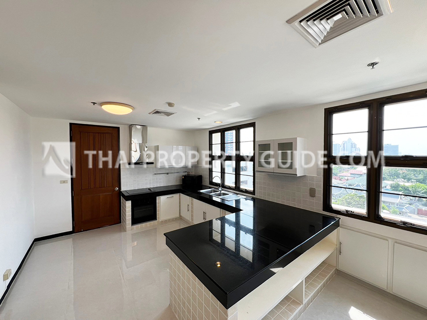 Apartment in Sathorn 