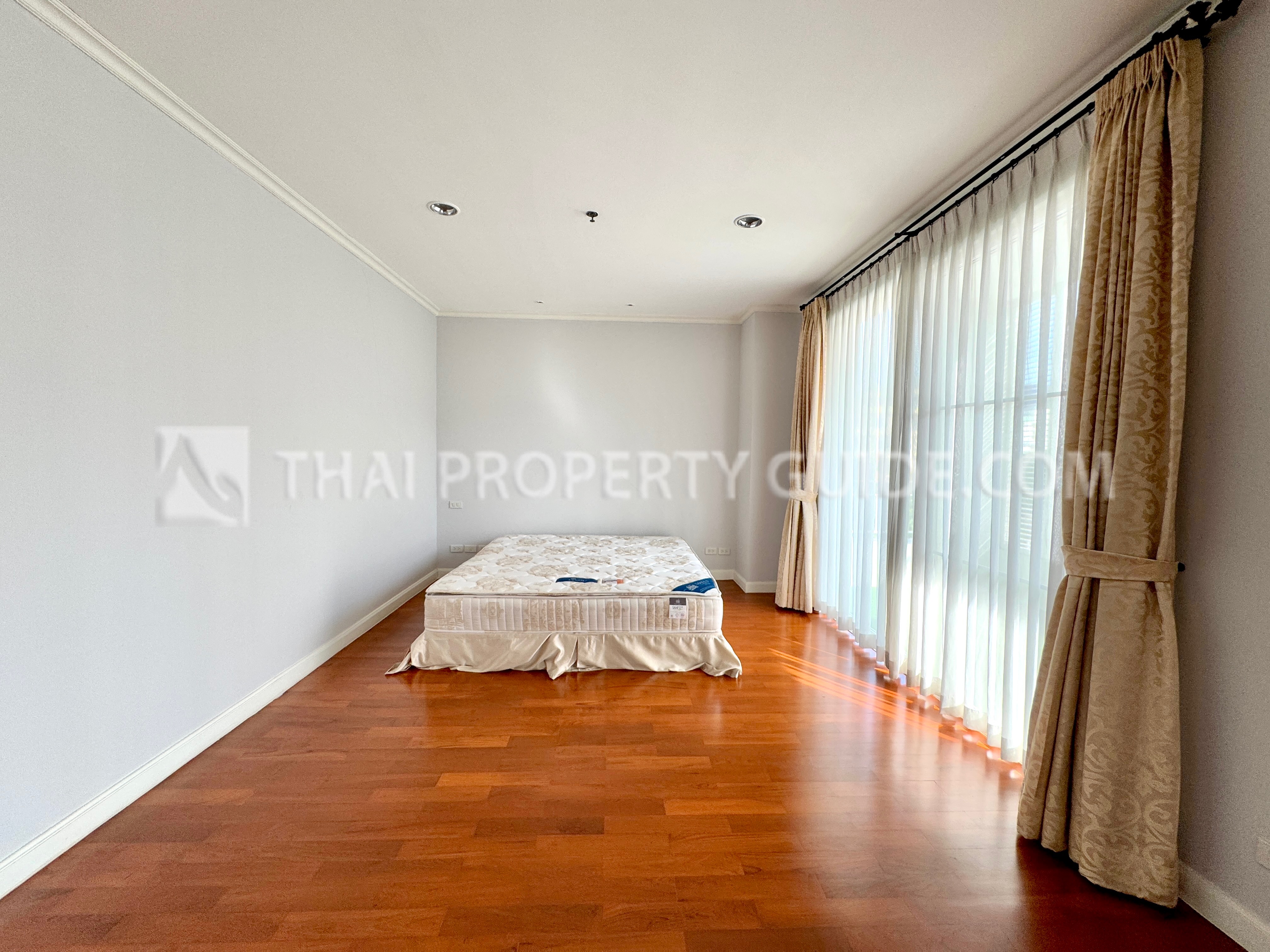 Apartment in Sathorn 