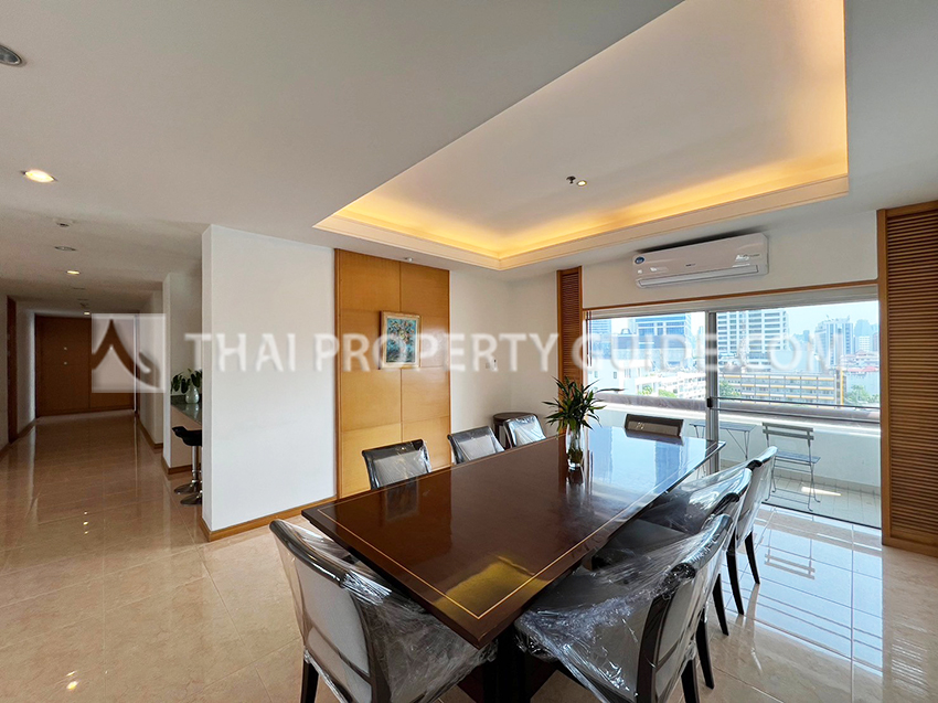 Apartment in Sathorn 