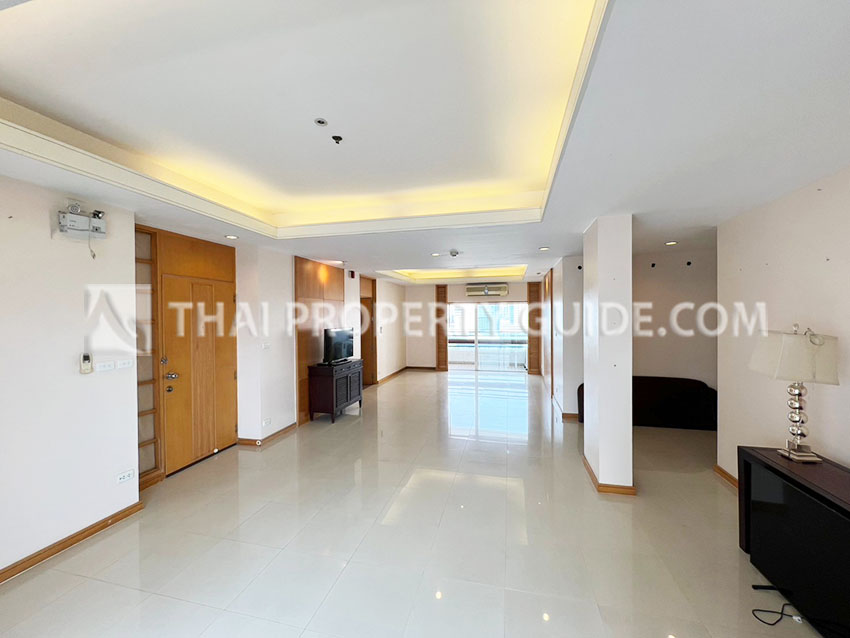 Apartment in Sathorn 