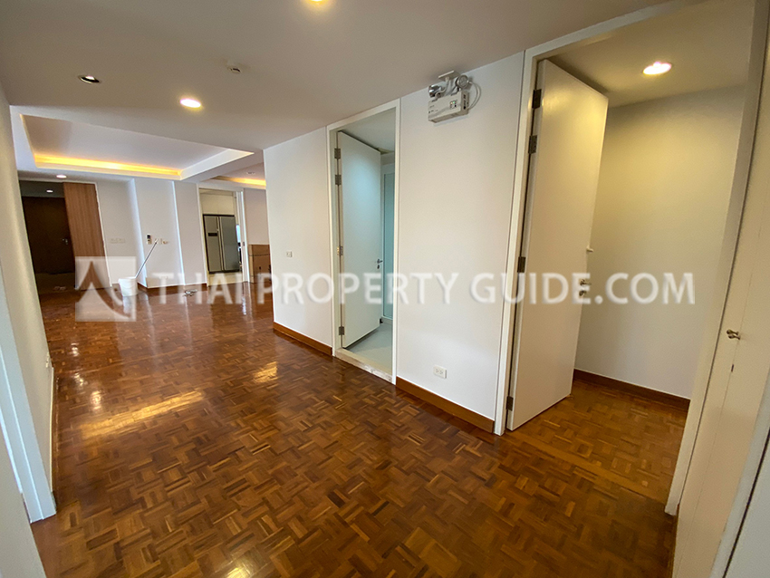 Apartment in Sathorn 