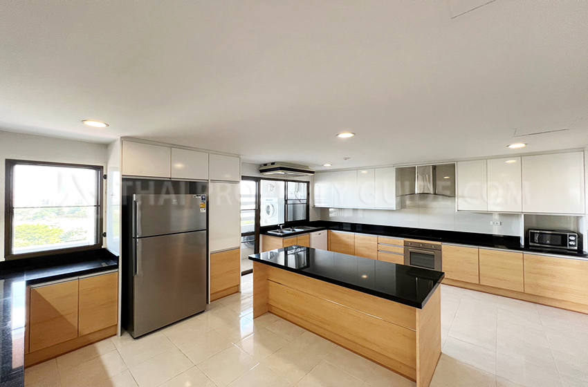 Apartment in Sathorn 