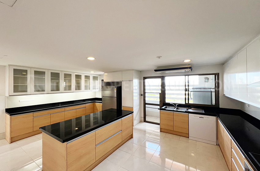 Apartment in Sathorn 