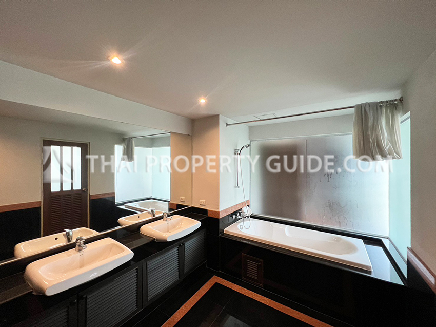 Apartment in Sathorn 