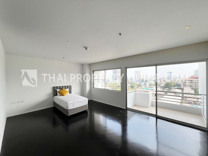 Apartment in Sathorn 