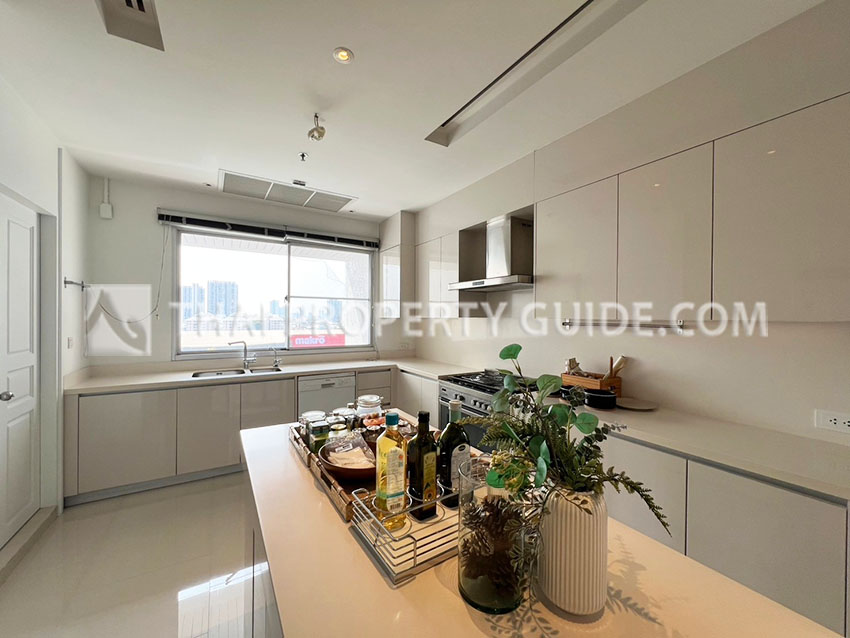 Apartment in Sathorn 