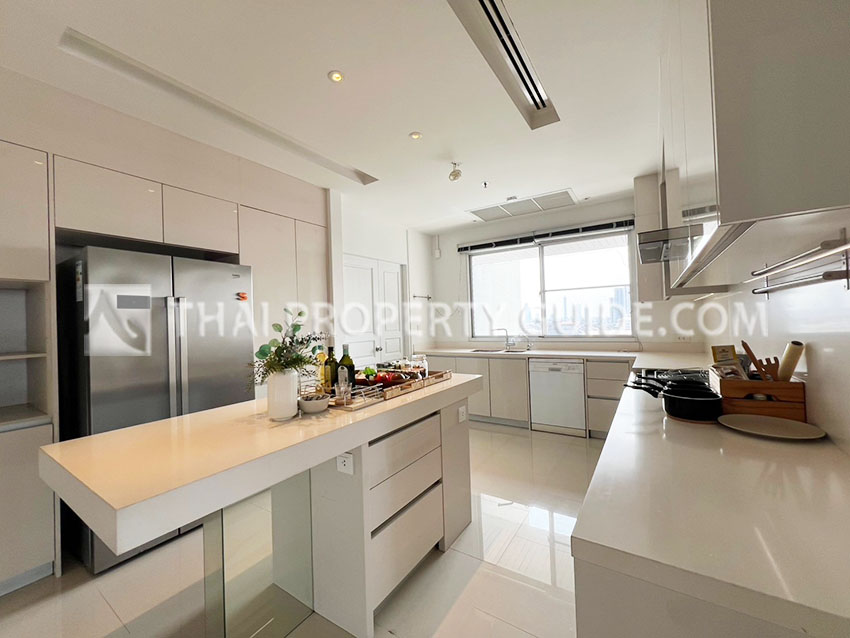 Apartment in Sathorn 