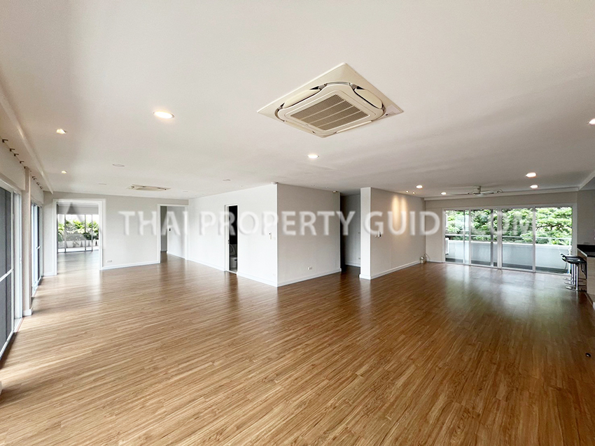 Apartment in Sathorn