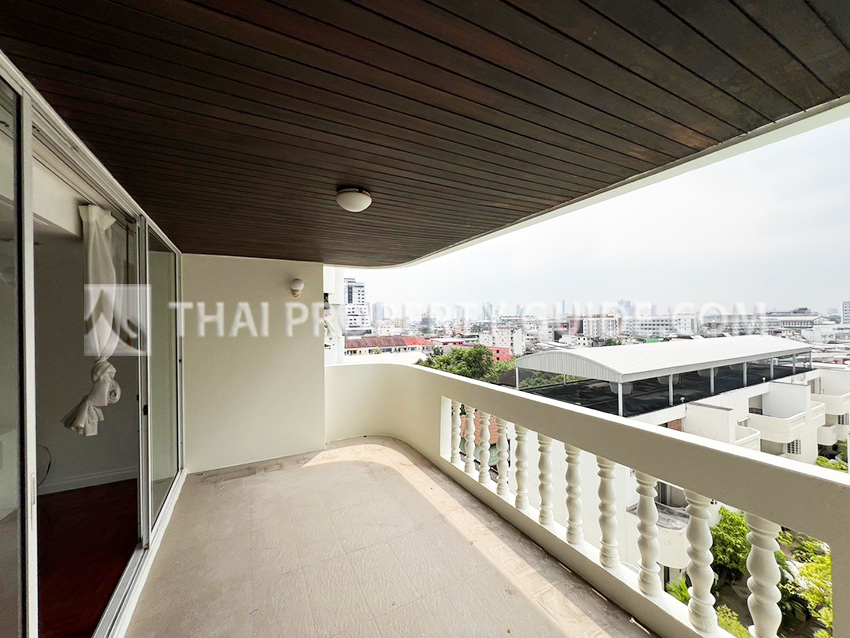 Apartment in Sathorn 