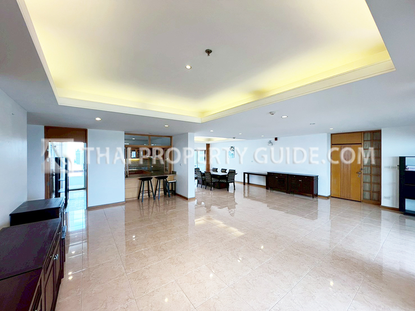 Apartment in Sathorn 