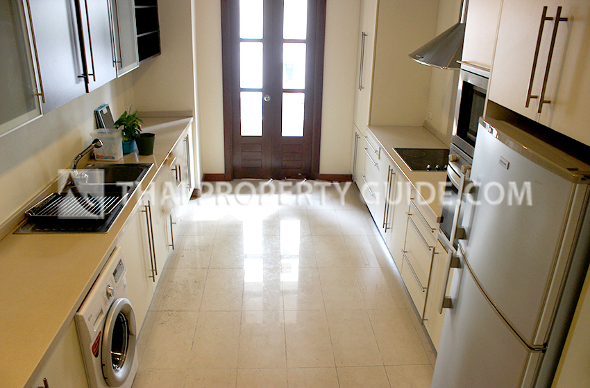 Apartment in Sathorn 