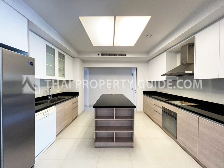 Apartment in Sathorn 