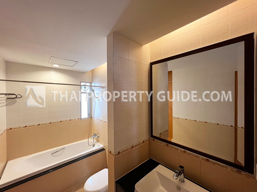 Apartment in Sathorn 