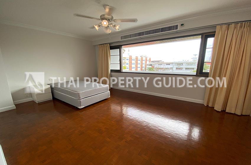 Apartment in Sathorn 