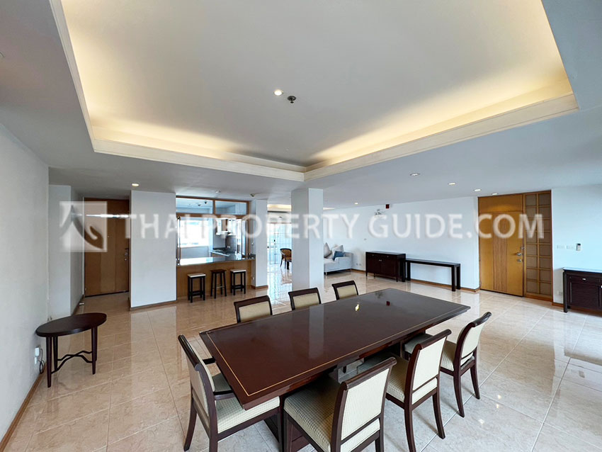 Apartment in Sathorn