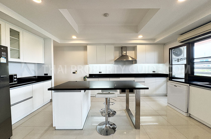 Apartment in Sathorn 