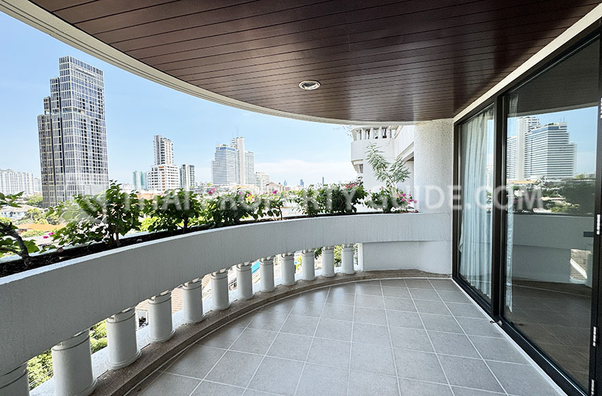 Apartment in Sathorn 