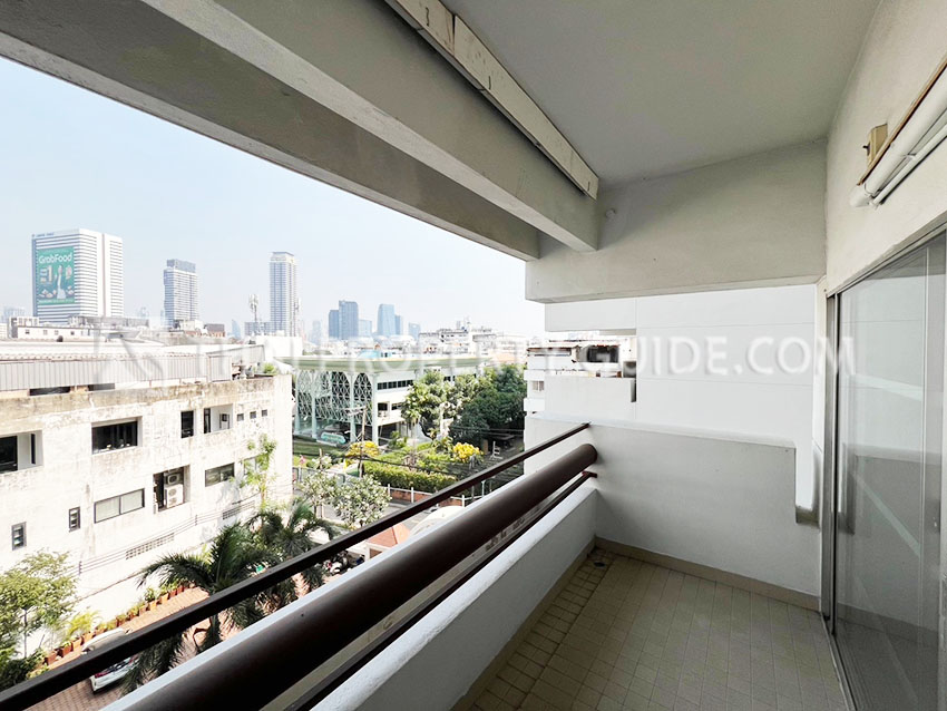 Apartment in Sathorn 