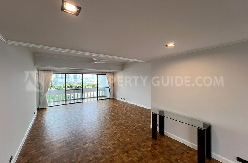 Apartment for rent in Sathorn (near Shrewsbury International School Bangkok, Riverside)