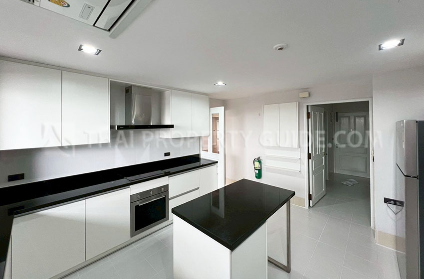Apartment in Sathorn 