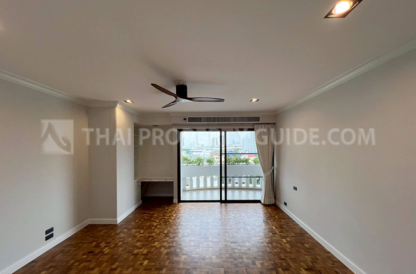 Apartment in Sathorn 