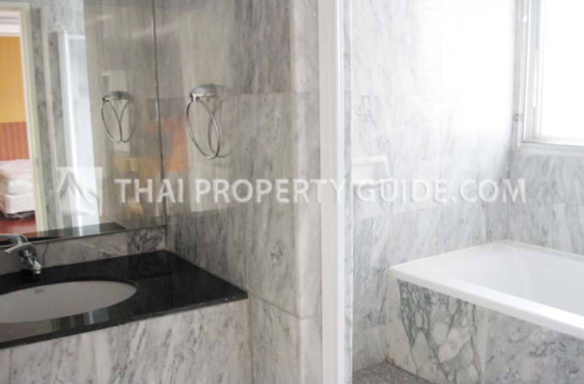 Apartment in Sukhumvit 