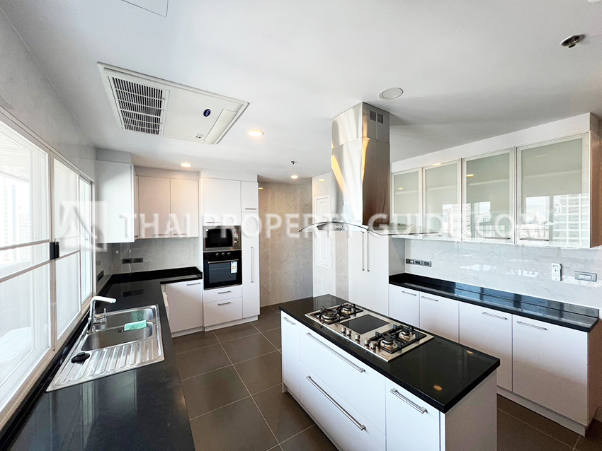 Apartment in Sukhumvit 