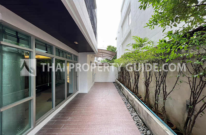 Apartment in Sukhumvit 