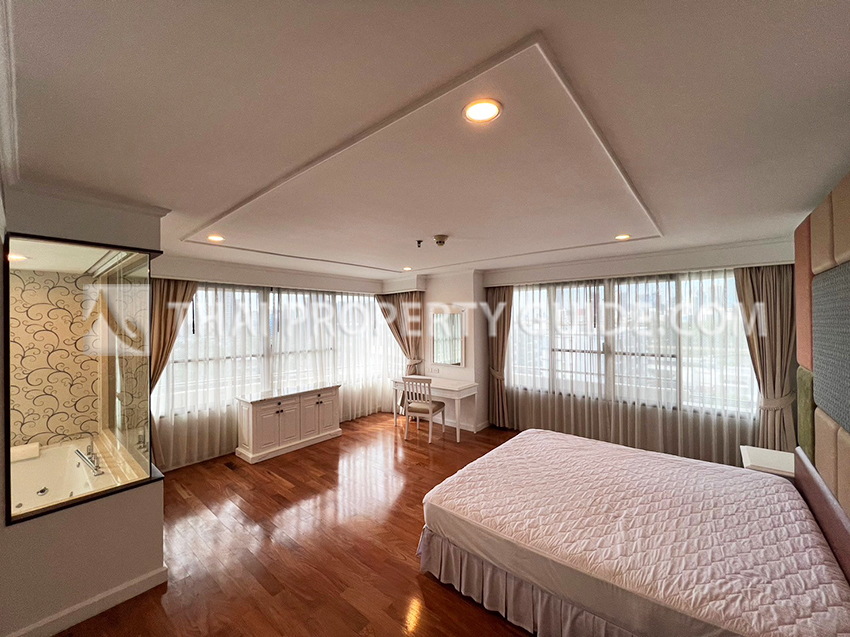 Apartment in Sukhumvit 