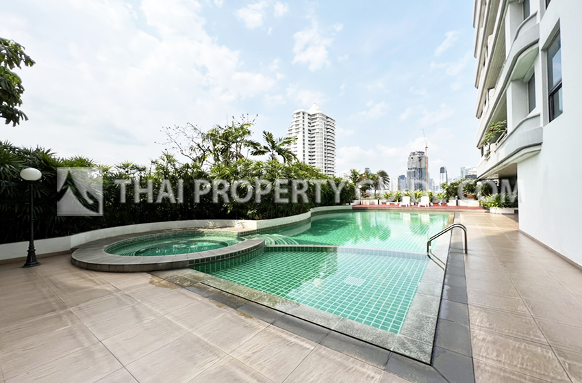 Apartment in Sukhumvit 