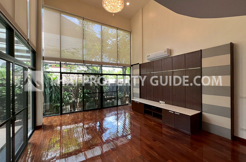 Apartment in Sukhumvit 