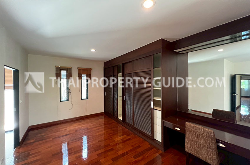 Apartment in Sukhumvit 