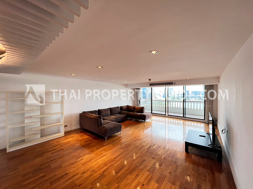 Apartment in Sukhumvit 