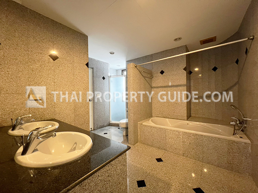 Apartment in Sukhumvit 