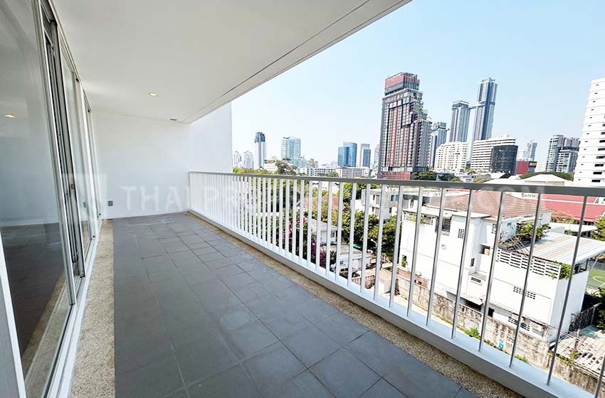 Apartment in Sukhumvit 