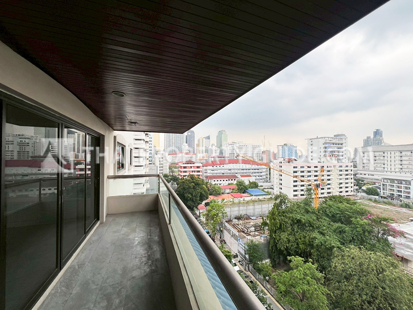 Apartment in Sukhumvit 
