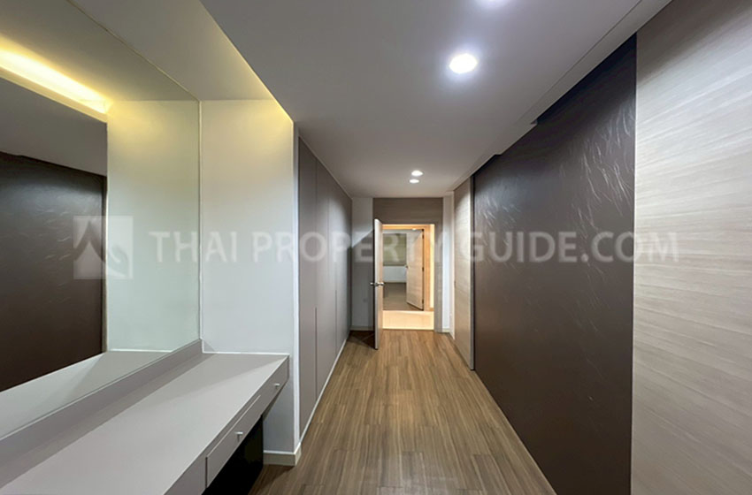 Apartment in Sukhumvit 