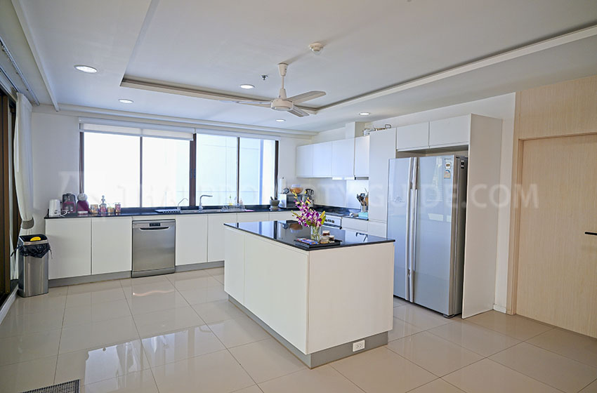 Apartment in Sukhumvit 