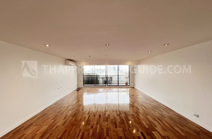 Apartment in Sukhumvit 