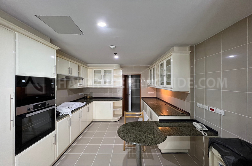 Apartment in Sukhumvit 