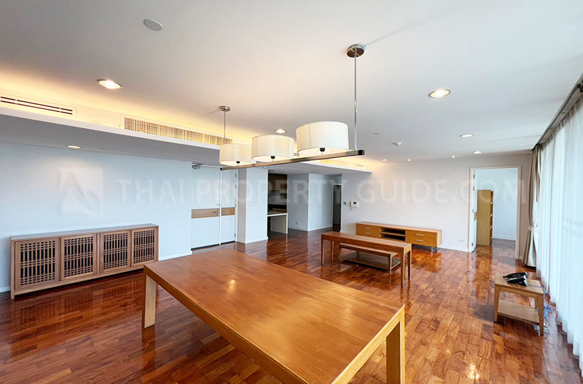 Apartment in Sukhumvit 