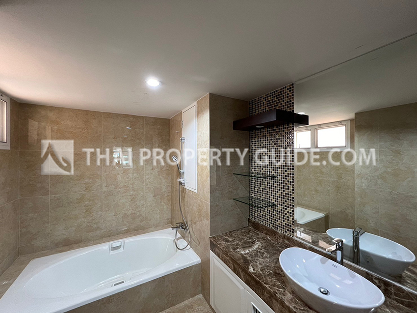 Apartment in Sukhumvit 