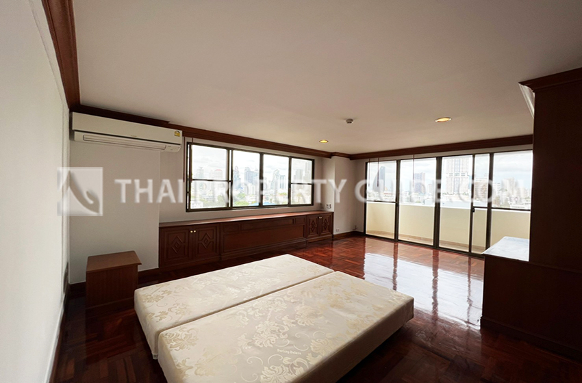 Apartment in Sukhumvit 